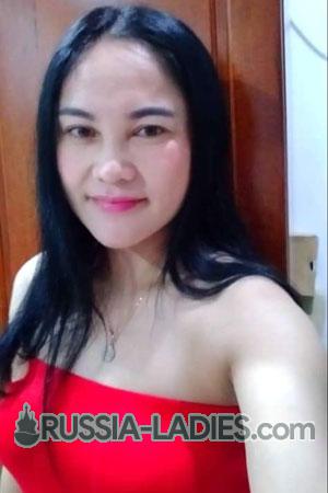 199568 - Phattaraphon Age: 43 - Thailand