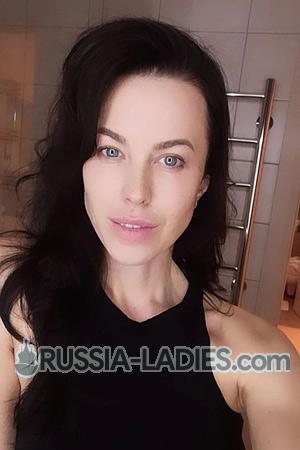 210763 - Evgenia Age: 34 - Russia