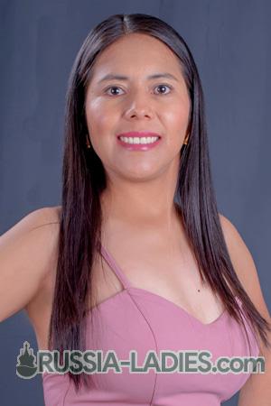 223585 - Flora Age: 36 - Bolivia