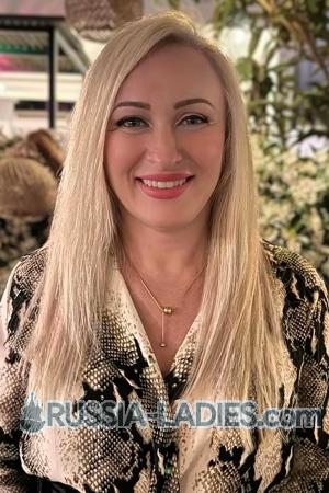 224244 - Tetiana Age: 52 - Ukraine