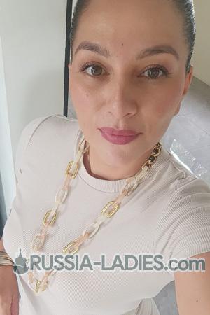 225118 - Evelyn Age: 39 - Costa Rica