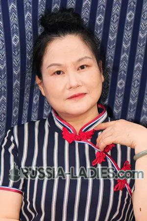 227229 - Isabelle� Age: 56 - China