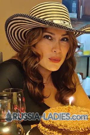 227286 - Yolvy Age: 46 - Costa Rica