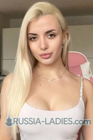 227347 - Daryna Age: 22 - Ukraine